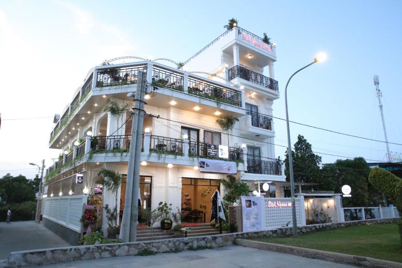 Bich Ngoan Hotel Trà Vinh Exterior photo