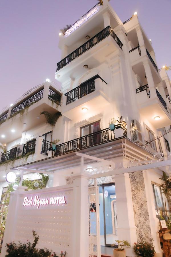 Bich Ngoan Hotel Trà Vinh Exterior photo