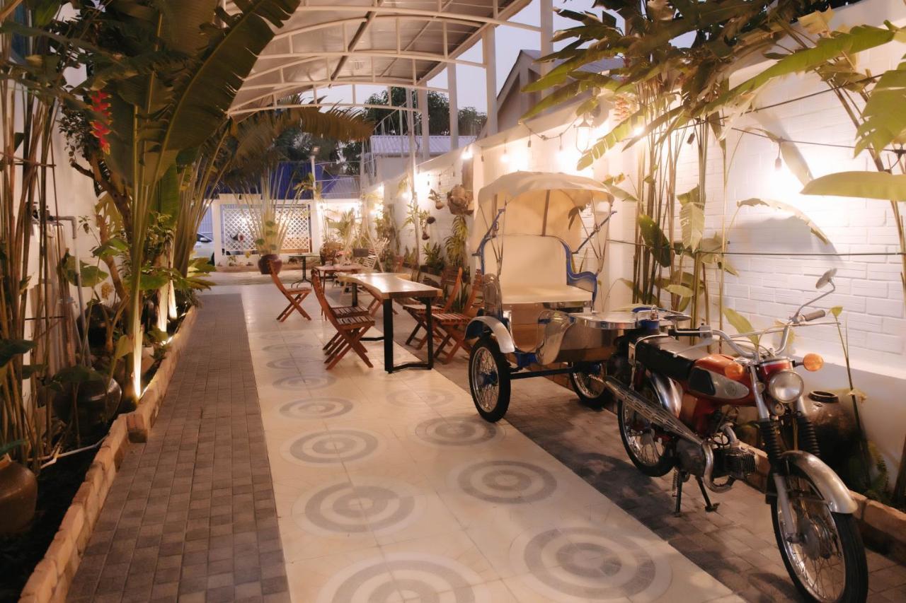 Bich Ngoan Hotel Trà Vinh Exterior photo